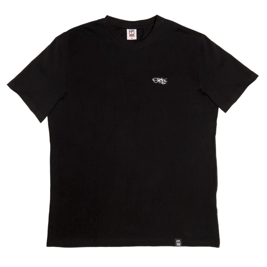 Black T-shirt Tag