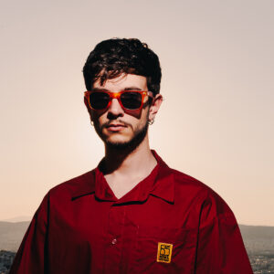 Recycled-Orange-Sunglasses-Ohet-Ash-Model